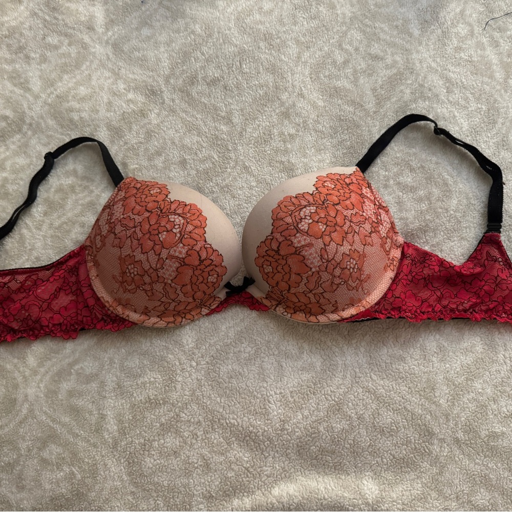 Victoria secret bra, 32dd